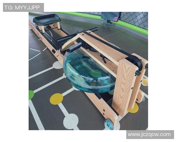 练肩的健身器材：适合训练肩部肌肉的健身器材种类与动作