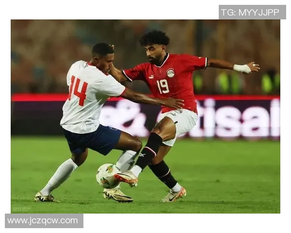 足球赛事中的全球性竞争与发展